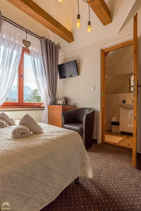 Double Room Private Bathroom
